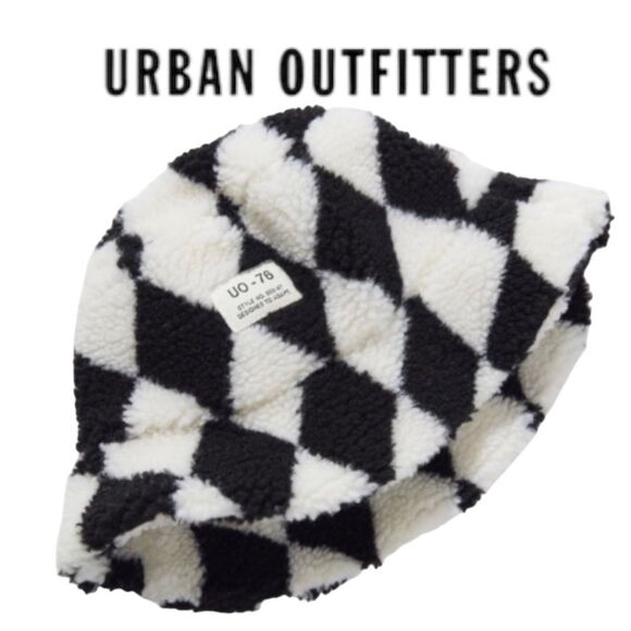 NEW UO Urban Outfitters Sherpa Black White Bucket Hat - Picture 2 of 3